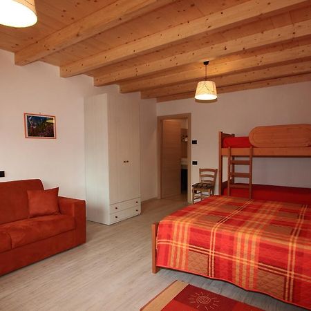 Agriturismo Val Codera Verceia Quarto foto